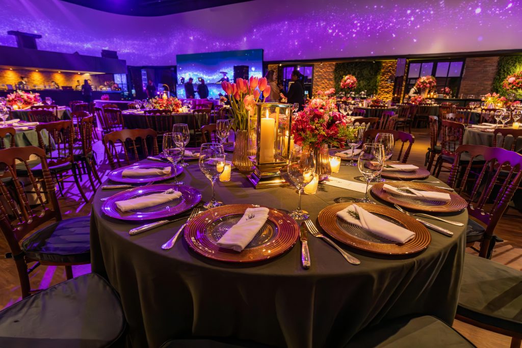 table de repas soirée ou galas